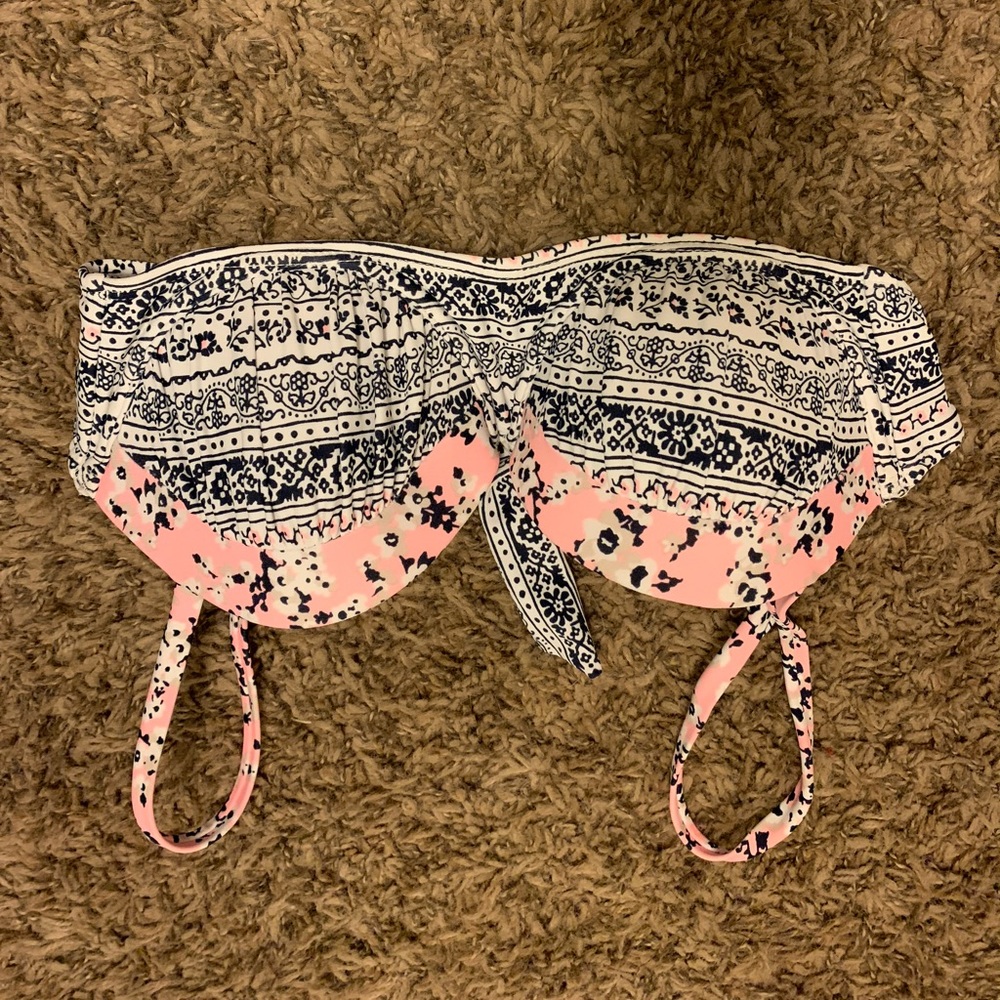 Bathing suit top